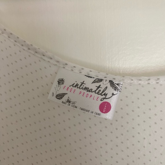 White Tunic - Picture 3 of 3